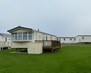 PRE-OWNED 2008 WILLERBY GRANADA