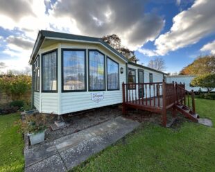 PRE-OWNED 2005 WILLERBY ASPEN